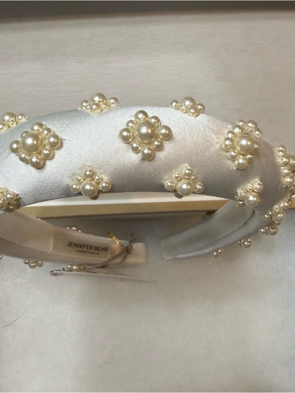 Jennifer Behr Pearl Cream Headband Nwt $326 - Picture 2 of 8